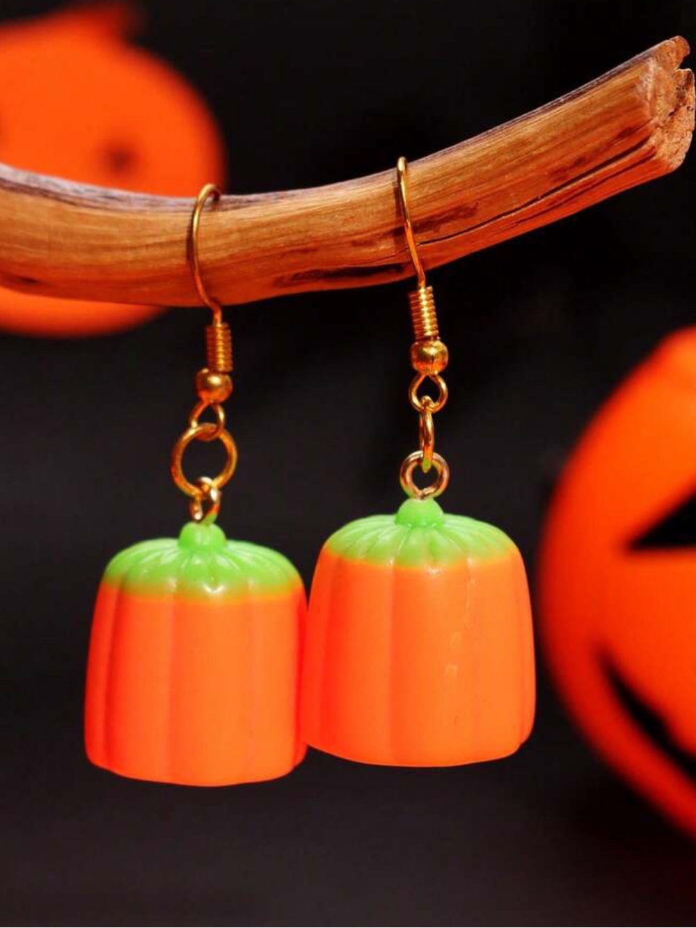 Halloween Pumpkin Dangle Earrings - Orange & Green